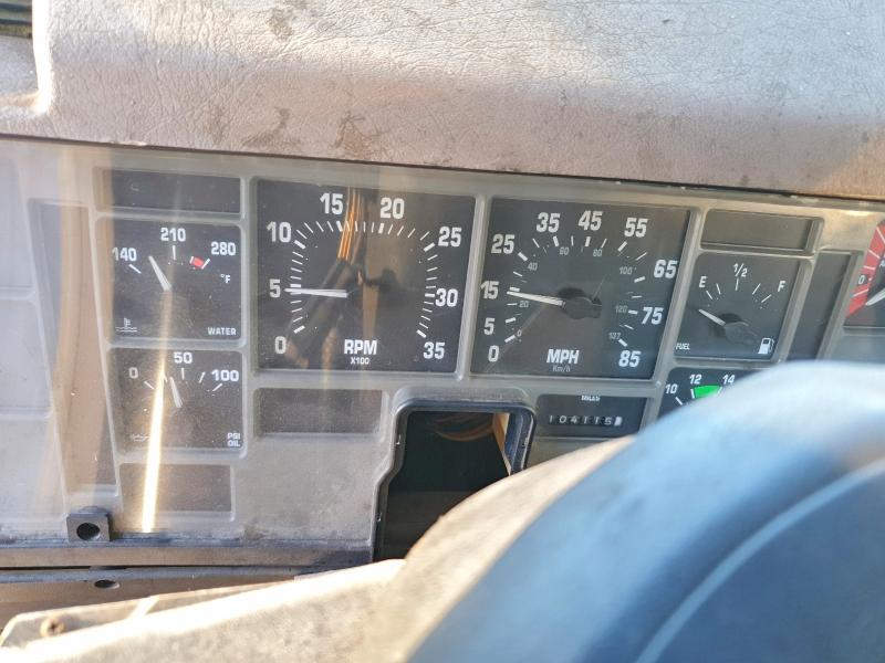 74667755 :رقم المزاد ، 1HTSCABN2XH610205 vin ، 1999 International 4000 4700 مزاد بيع