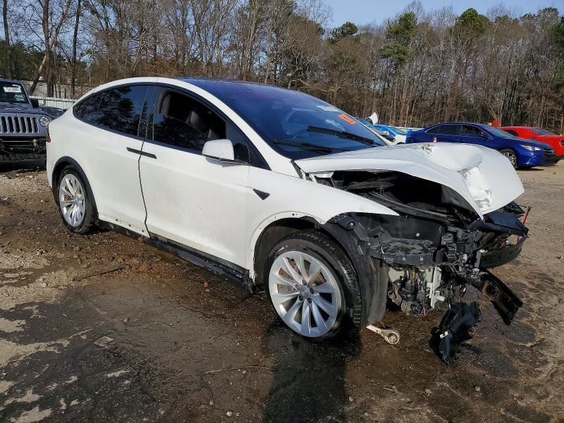 Продажа на аукционе авто 2017 Tesla Model X, vin: 5YJXCBE27HF079479, номер лота: 73977725