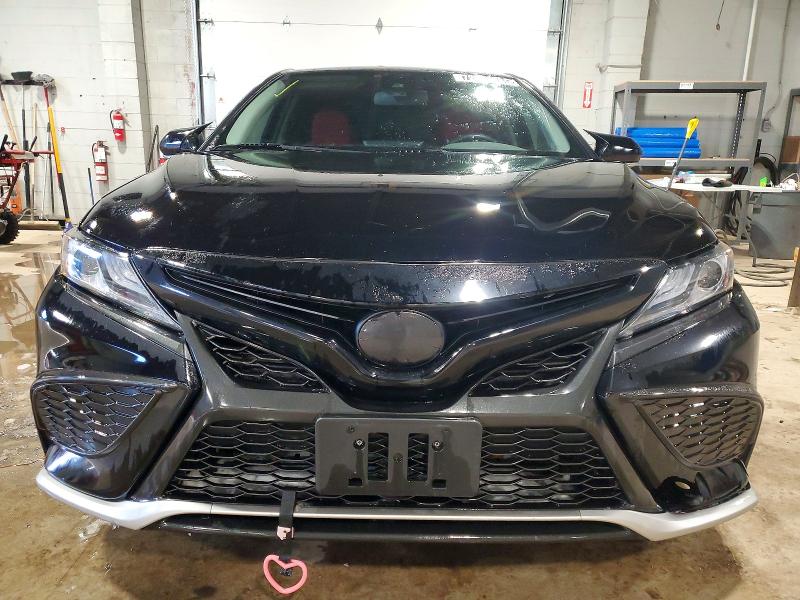 Продажа на аукционе авто 2023 Toyota Camry Xse, vin: 4T1K31AK8PU050083, номер лота: 72563085