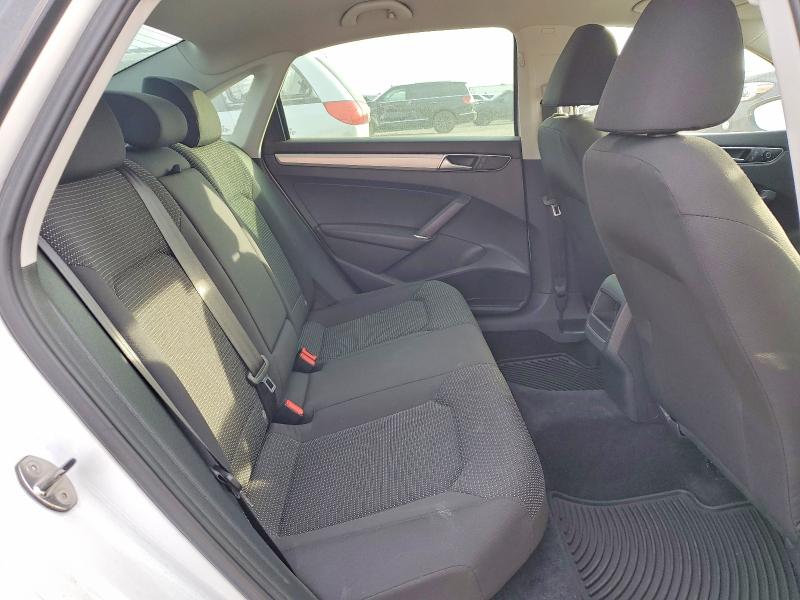 Auction sale of the 2016 Volkswagen Passat, vin: 1VWAT7A35GC035734, lot number: 98956355