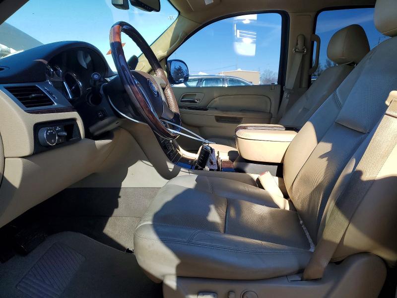 75108125 :رقم المزاد ، 1GYS4BEF8DR207740 vin ، 2013 Cadillac Escalade مزاد بيع