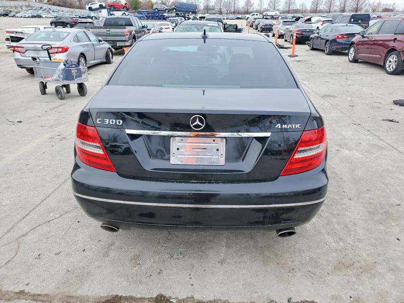 Продажа на аукционе авто 2013 Mercedes-benz C, vin: WDDGF8AB3DR251856, номер лота: 99764295