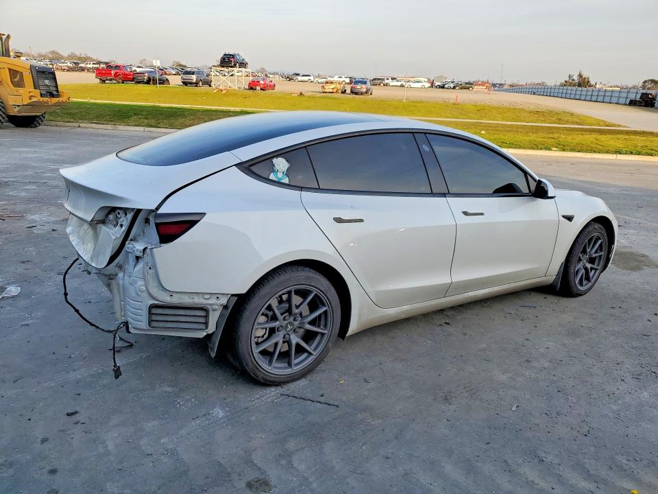 Продажа на аукционе авто 2023 Tesla Model 3, vin: 5YJ3E1EA4PF593394, номер лота: 73606565