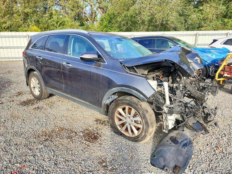 98630225 :رقم المزاد ، 5XYPG4A38HG321641 vin ، 2017 Kia Sorento مزاد بيع