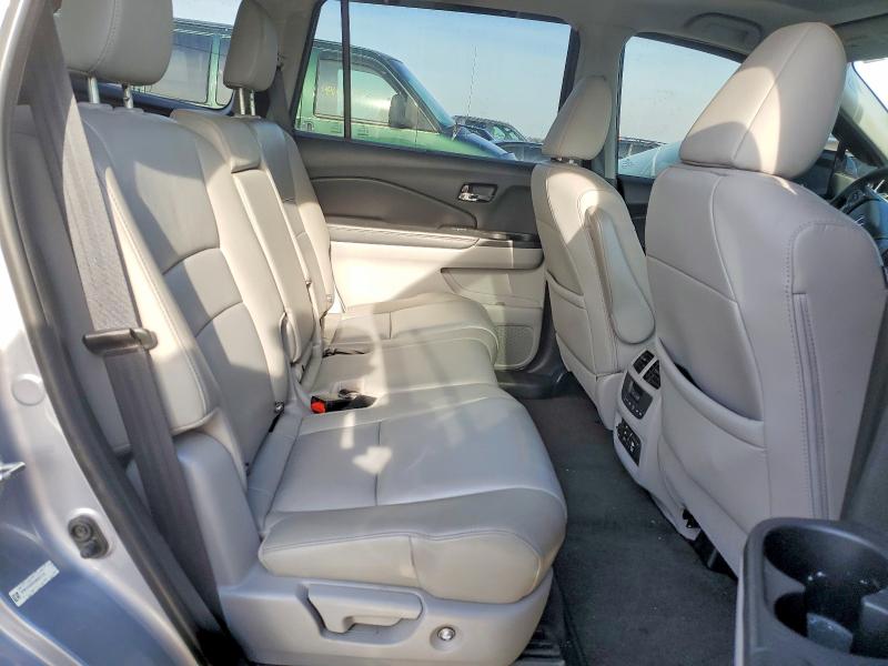 98704655 :رقم المزاد ، 5FNYF6H90GB063134 vin ، 2016 Honda Pilot Tour مزاد بيع