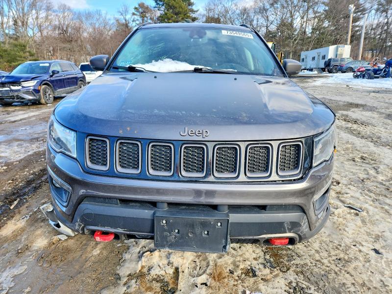 73549565 :رقم المزاد ، 3C4NJDDB8MT551307 vin ، 2021 Jeep Compass مزاد بيع