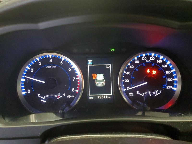 97633745 :رقم المزاد ، 5TDBZRFH8JS827579 vin ، 2018 Toyota Highlander مزاد بيع