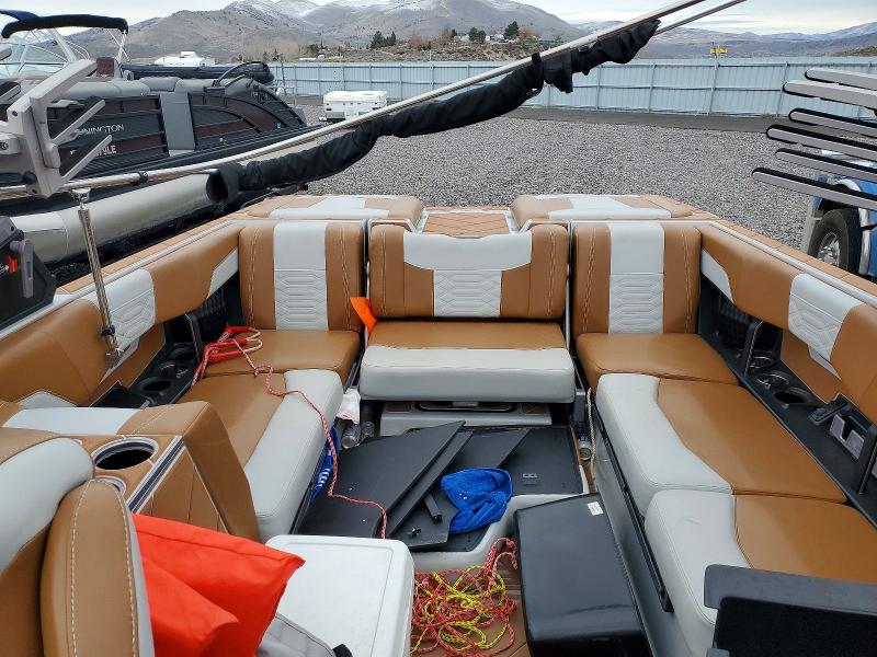 95729005 :رقم المزاد ، MB2H1667A323 vin ، 2023 Malibu Wakesetter مزاد بيع