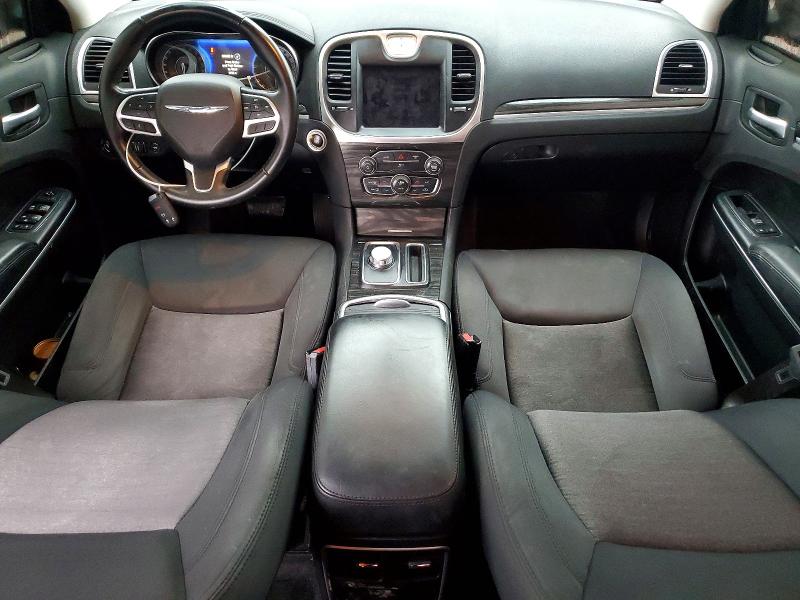 98015345 :رقم المزاد ، 2C3CCAAGXJH208233 vin ، 2018 Chrysler 300 مزاد بيع