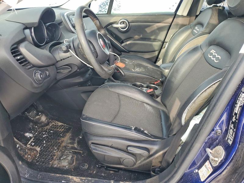 99676585 :رقم المزاد ، ZFBCFYCB8HP556179 vin ، 2017 Fiat 500x مزاد بيع