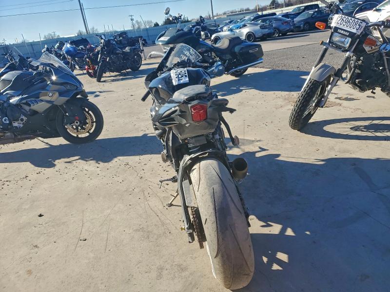 2024 Yamaha Yzfr1 მანქანა იყიდება აუქციონზე, vin: JYARN66E1RA004642, აუქციონის ნომერი: 80934595