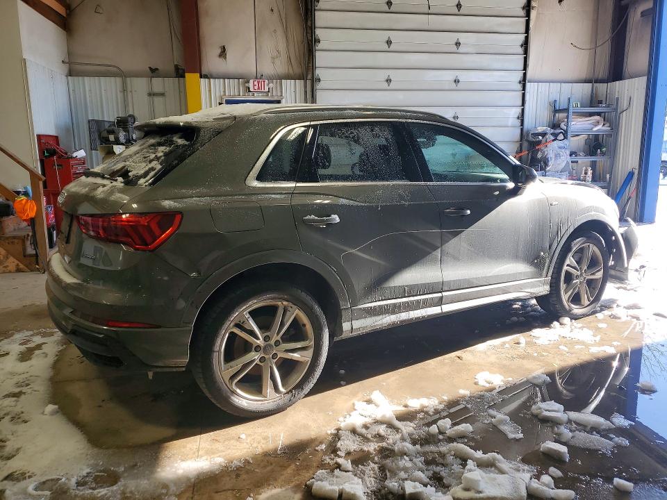 2020 Audi Q3 მანქანა იყიდება აუქციონზე, vin: WA1DECF35L1115210, აუქციონის ნომერი: 75549525