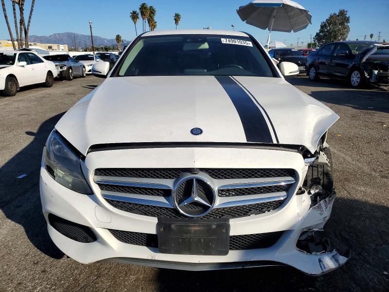 74901035 :رقم المزاد ، 55SWF4JB5GU128194 vin ، 2016 Mercedes-benz C مزاد بيع