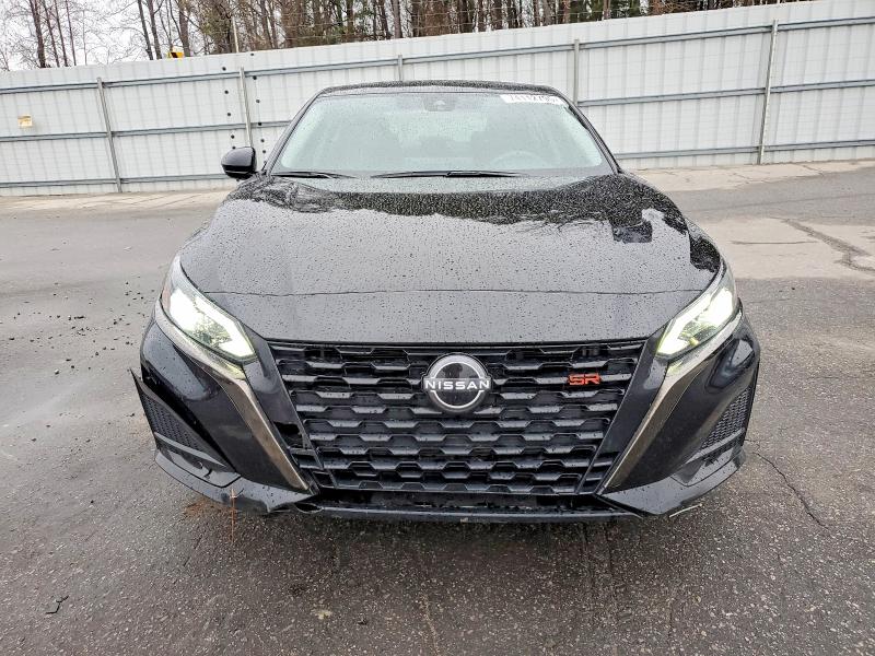 74112795 :رقم المزاد ، 1N4BL4CV9PN301951 vin ، 2023 Nissan Altima مزاد بيع
