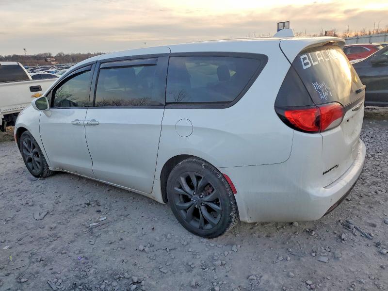 Продажа на аукционе авто 2019 Chrysler Pacifica, vin: 2C4RC1FG7KR720915, номер лота: 98725515