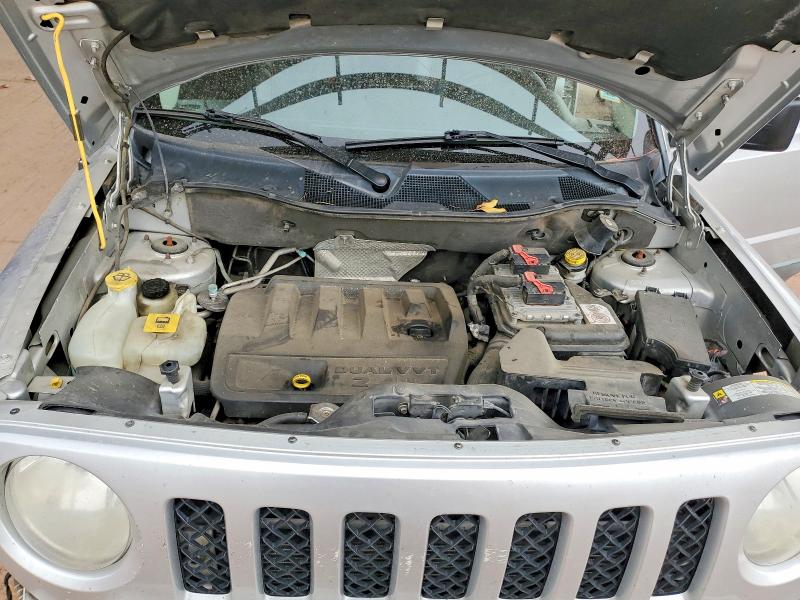 74704165 :رقم المزاد ، 1J4NT4GB6BD182417 vin ، 2011 Jeep Patriot مزاد بيع