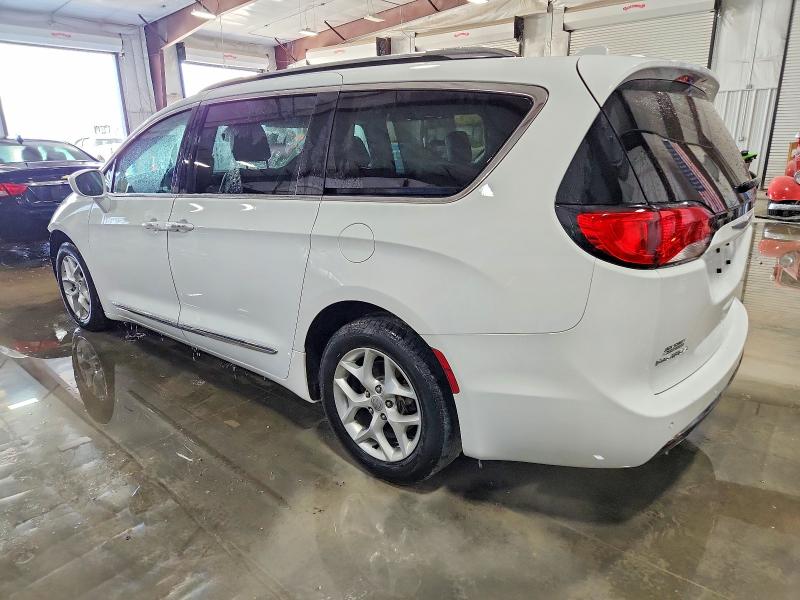 Продажа на аукционе авто 2017 Chrysler Pacifica, vin: 2C4RC1EG0HR788547, номер лота: 97120915