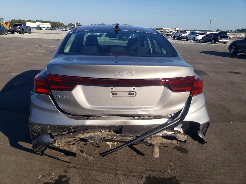 2023 Kia Forte მანქანა იყიდება აუქციონზე, vin: 3KPF24ADXPE616075, აუქციონის ნომერი: 98445435