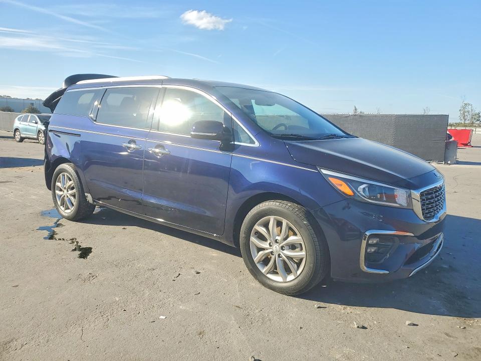 75729755 :رقم المزاد ، KNDMC5C17M6666785 vin ، 2021 Kia Sedona مزاد بيع