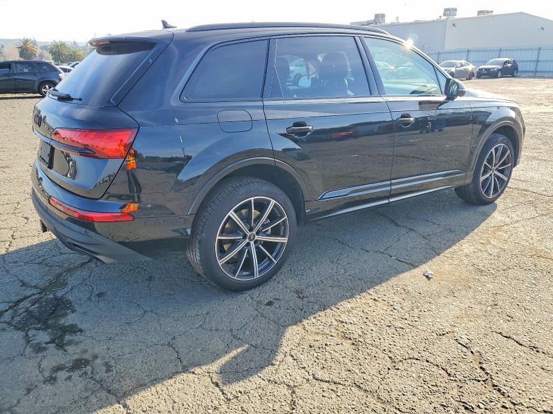 Продажа на аукционе авто 2025 Audi Q7, vin: WA1LCBF76SD003253, номер лота: 74409445