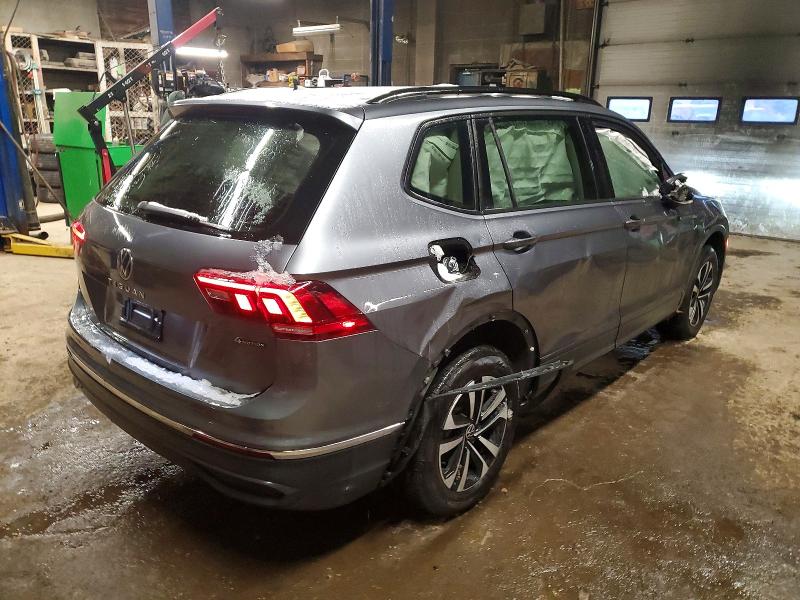 98181855 :رقم المزاد ، 3VV0B7AX1NM114934 vin ، 2022 Volkswagen Tiguan مزاد بيع