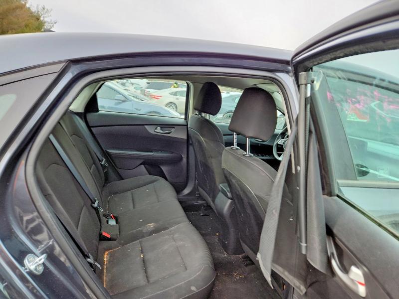 2021 Kia Forte მანქანა იყიდება აუქციონზე, vin: 3KPF24AD7ME305232, აუქციონის ნომერი: 73469075