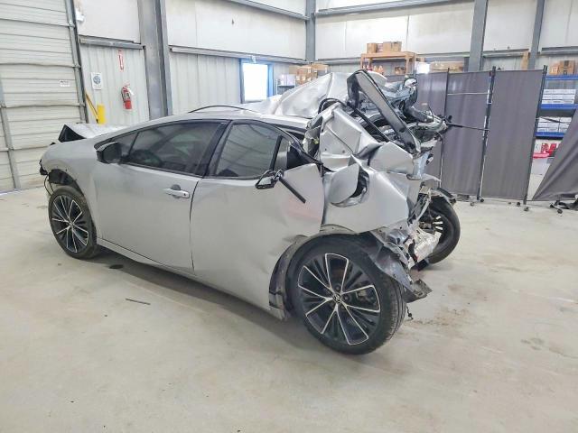 47449906 :رقم المزاد ، JTDACAAU6R3031946 vin ، 2024 Toyota Prius مزاد بيع