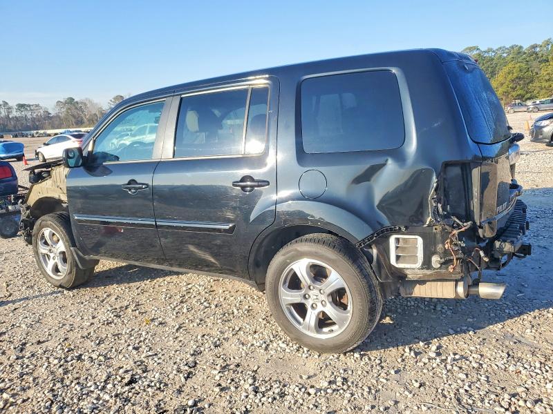 74502615 :رقم المزاد ، 5FNYF3H56FB015986 vin ، 2015 Honda Pilot مزاد بيع