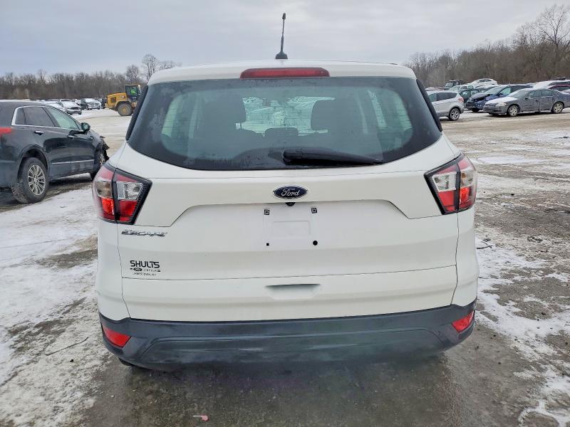 73038745 :رقم المزاد ، 1FMCU0F75HUB00245 vin ، 2017 Ford Escape مزاد بيع