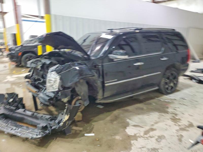 Продажа на аукционе авто 2010 Cadillac Escalade, vin: 1GYUKBEF6AR197011, номер лота: 73886615