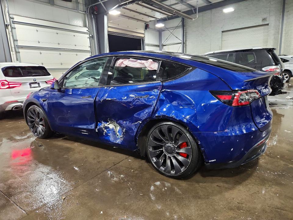 2024 Tesla Model Y მანქანა იყიდება აუქციონზე, vin: 7SAYGDEF9RA273682, აუქციონის ნომერი: 75458025