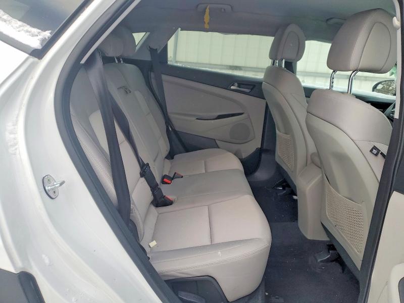 98900175 :رقم المزاد ، KM8J3CA44JU671417 vin ، 2018 Hyundai Tucson مزاد بيع