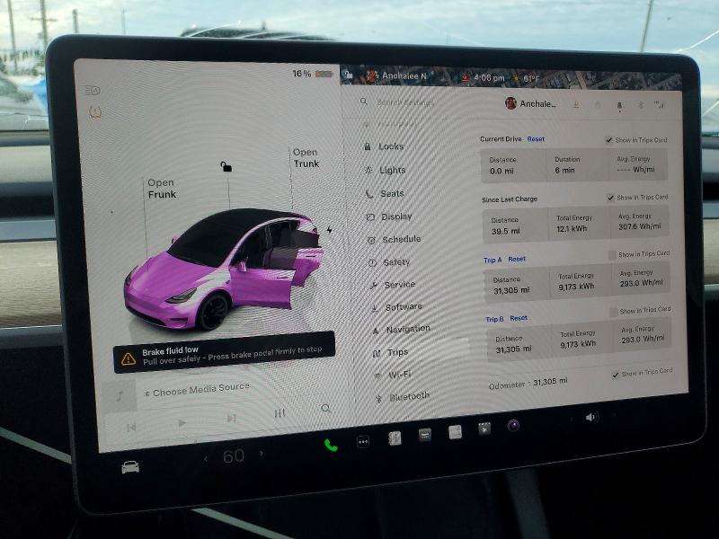 98467015 :رقم المزاد ، 7SAYGDEE7PA160804 vin ، 2023 Tesla Model Y مزاد بيع