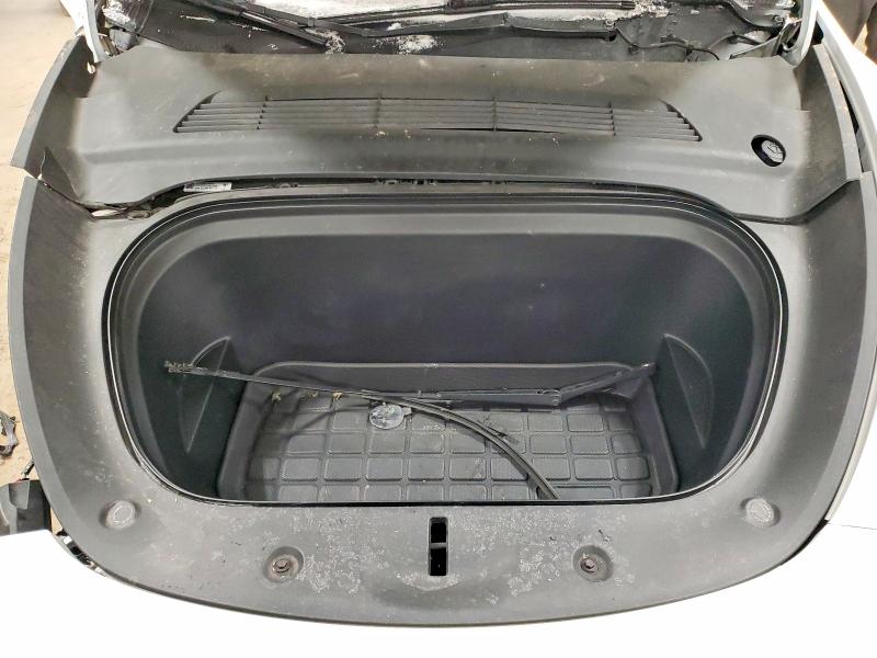 Продажа на аукционе авто 2021 Tesla Model Y, vin: 5YJYGAEE5MF285844, номер лота: 74630105