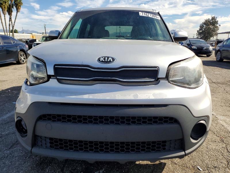74371305 :رقم المزاد ، KNDJN2A29H7479930 vin ، 2017 Kia Soul مزاد بيع