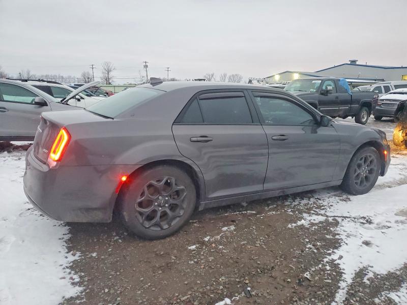 72735405 :رقم المزاد ، 2C3CCARG7KH556481 vin ، 2019 Chrysler 300 مزاد بيع