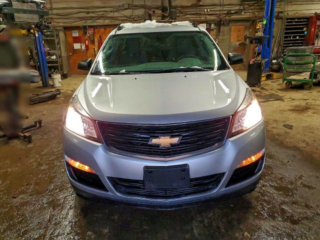 98451545 :رقم المزاد ، 1GNKRFED3HJ179631 vin ، 2017 Chevrolet Traverse مزاد بيع