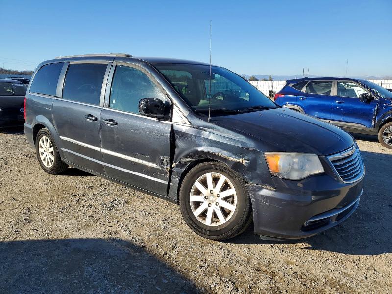 73440585 :رقم المزاد ، 2C4RC1BG4ER448978 vin ، 2014 Chrysler Town & Country مزاد بيع