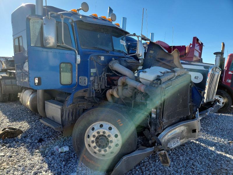 Продажа на аукционе авто 2014 Peterbilt 386, vin: 1XPHD49XXED227824, номер лота: 98196185