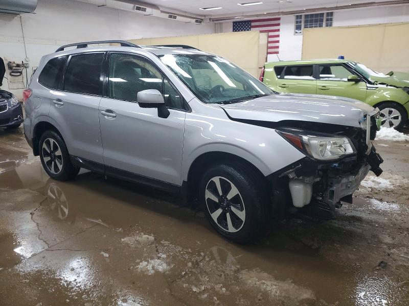 74052225 :رقم المزاد ، JF2SJADC6JH529280 vin ، 2018 Subaru Forester مزاد بيع