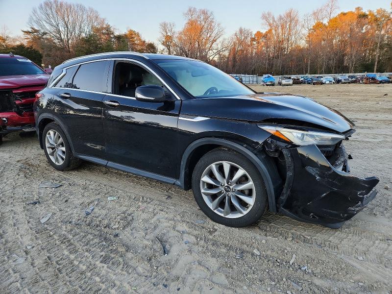 72700505 :رقم المزاد ، 3PCAJ5M33LF115684 vin ، 2020 Infiniti Qx50 مزاد بيع