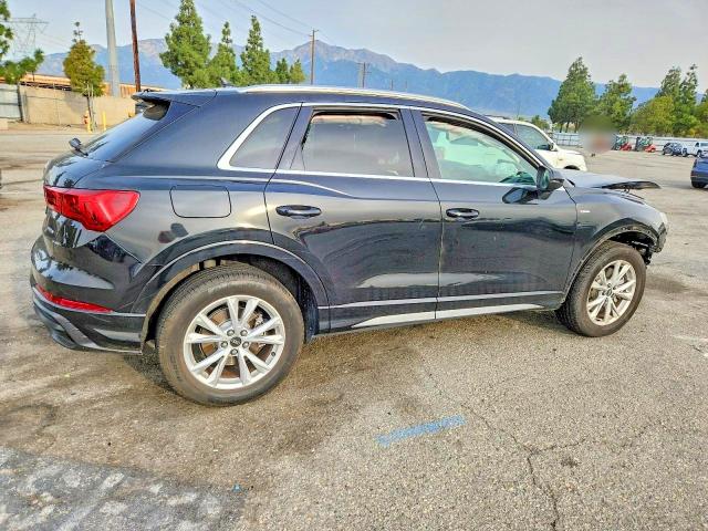 Продаж на аукціоні авто 2022 Audi Q3, vin: WA1DECF39N1028770, номер лоту: 75168105