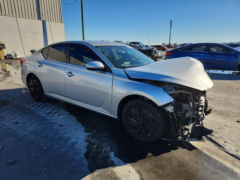 48562726 :رقم المزاد ، 1N4BL4BVXLC235482 vin ، 2020 Nissan Altima مزاد بيع