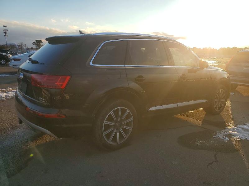 Продаж на аукціоні авто 2017 Audi Q7, vin: WA1VAAF76HD001939, номер лоту: 73069175