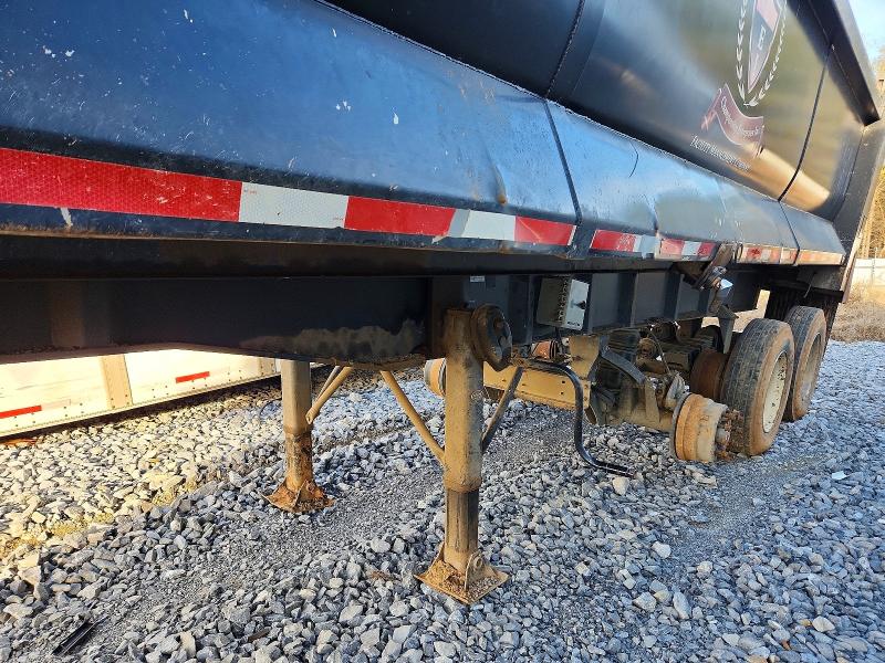 98771055 :رقم المزاد ، 4T91C2281JA086014 vin ، 2018 Dump Trailer مزاد بيع
