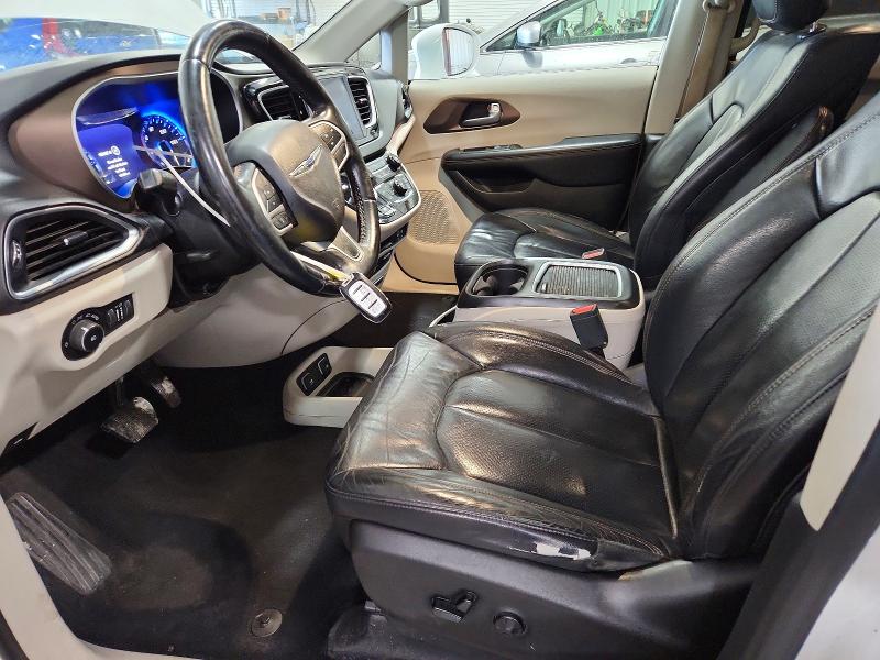 Продажа на аукционе авто 2017 Chrysler Pacifica, vin: 2C4RC1EG0HR788547, номер лота: 97120915