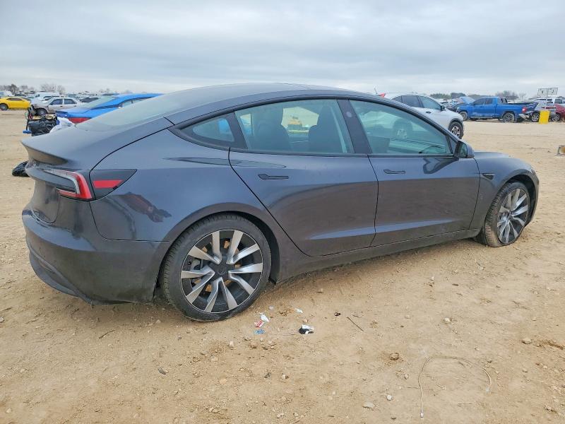 Продажа на аукционе авто 2024 Tesla Model 3, vin: 5YJ3E1EAXRF760229, номер лота: 73062145
