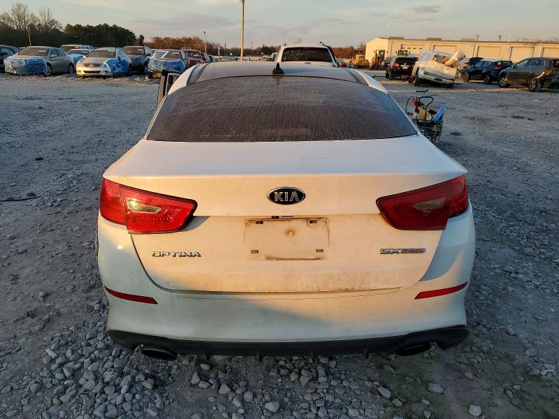 2015 Kia Optima მანქანა იყიდება აუქციონზე, vin: 5XXGR4A68FG502387, აუქციონის ნომერი: 98203015