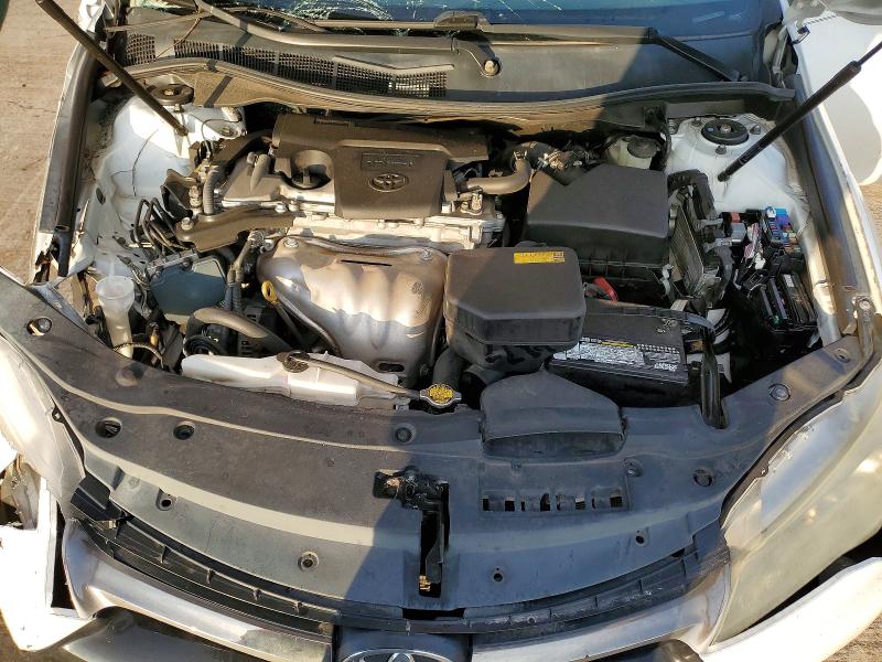 74092055 :رقم المزاد ، 4T1BF1FK6FU051862 vin ، 2015 Toyota Camry مزاد بيع