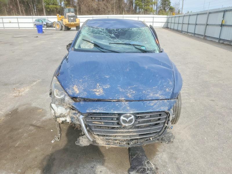 72360385 :رقم المزاد ، 3MZBN1U7XJM220555 vin ، 2018 Mazda 3 مزاد بيع